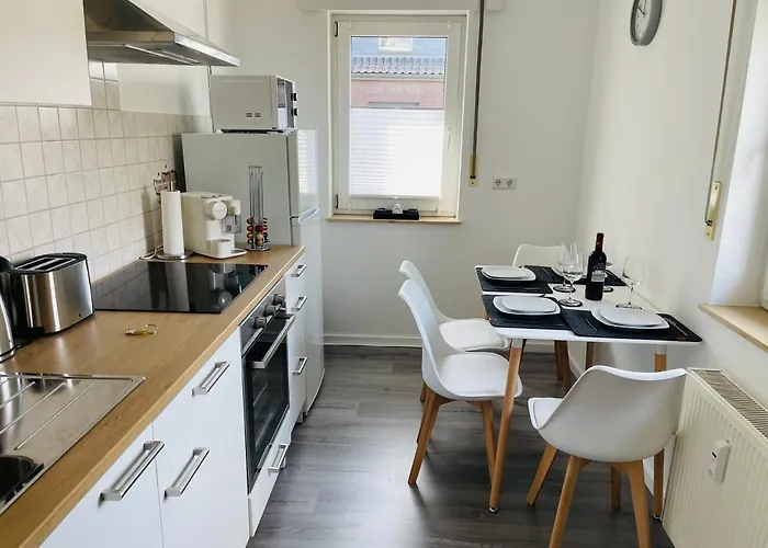 Gemuetlich*nespresso*netflix*arbeitsplatz*parkplatz 아파트 *